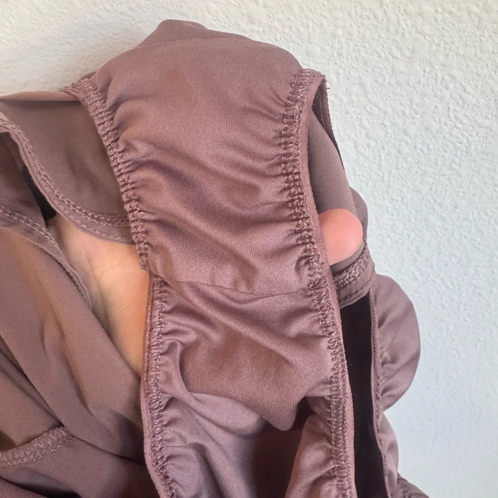Nike Mauve Shorts - Picture 7 of 7
